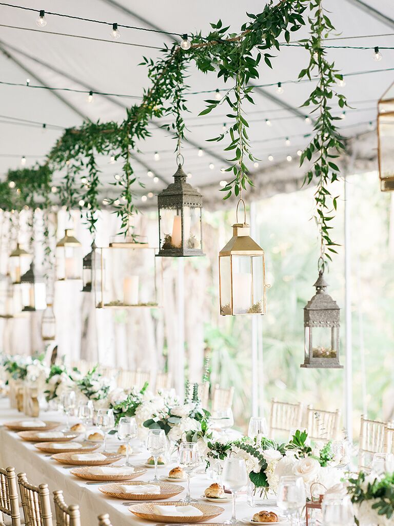 Easy decor idea, opting for small centerpieces and supplimenting with hanging garland