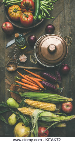Autumn healthy ingredients for Thanksgiving day dinner preparation, flat-lay - Stock Image