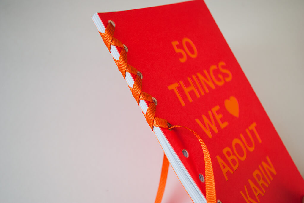 Book binding using ribbon
