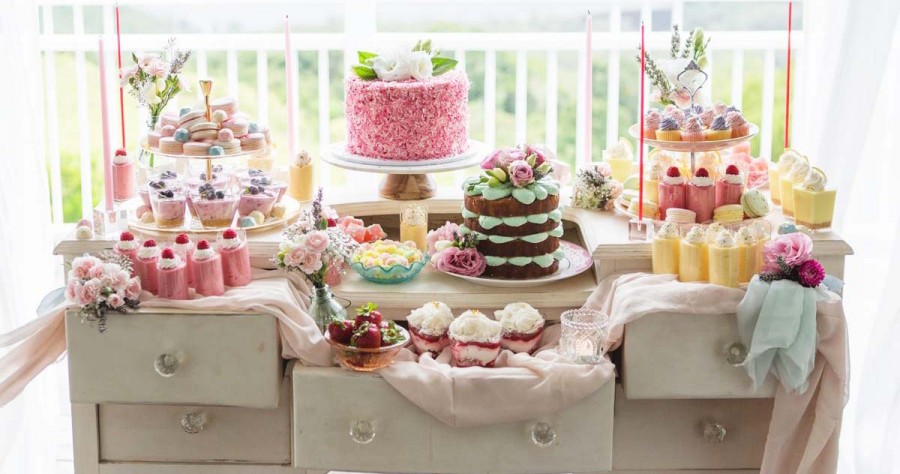 10 Great Ideas for Bridal Shower Cakes