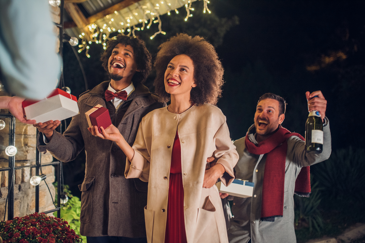 15+ Fun Christmas Party Activities to Help You Celebrate