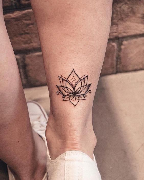 small tattoo ideas for legs