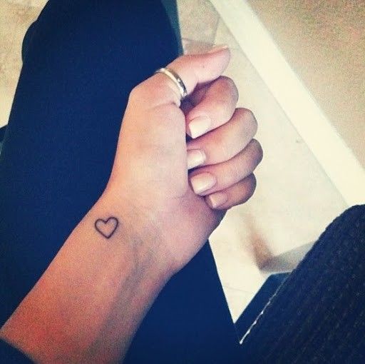 nice tattoos for ladies on wrist