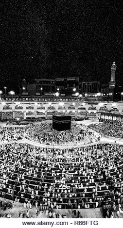 Kabaah, Masjid al-Haram, Mecca, Saudi Arabia.jpg - R66FTG - Stock Image