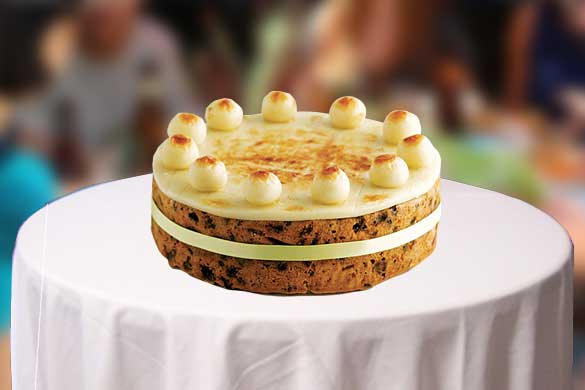 Prepare a Simnel cake on Mother's Day