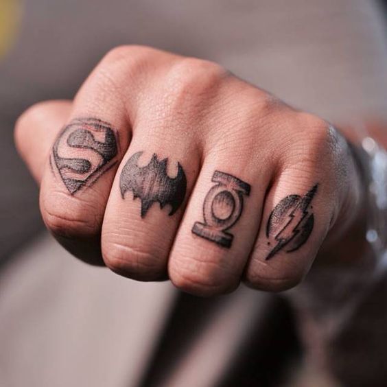 finger tattoos men