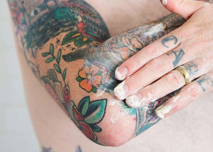 finger tattoo healing stages