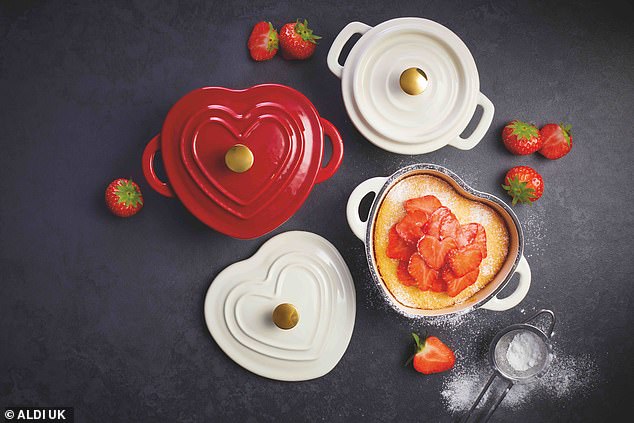The cute and versatile plate can be used on all stovetops except induction and is safe to use in ovens up to 250ºC