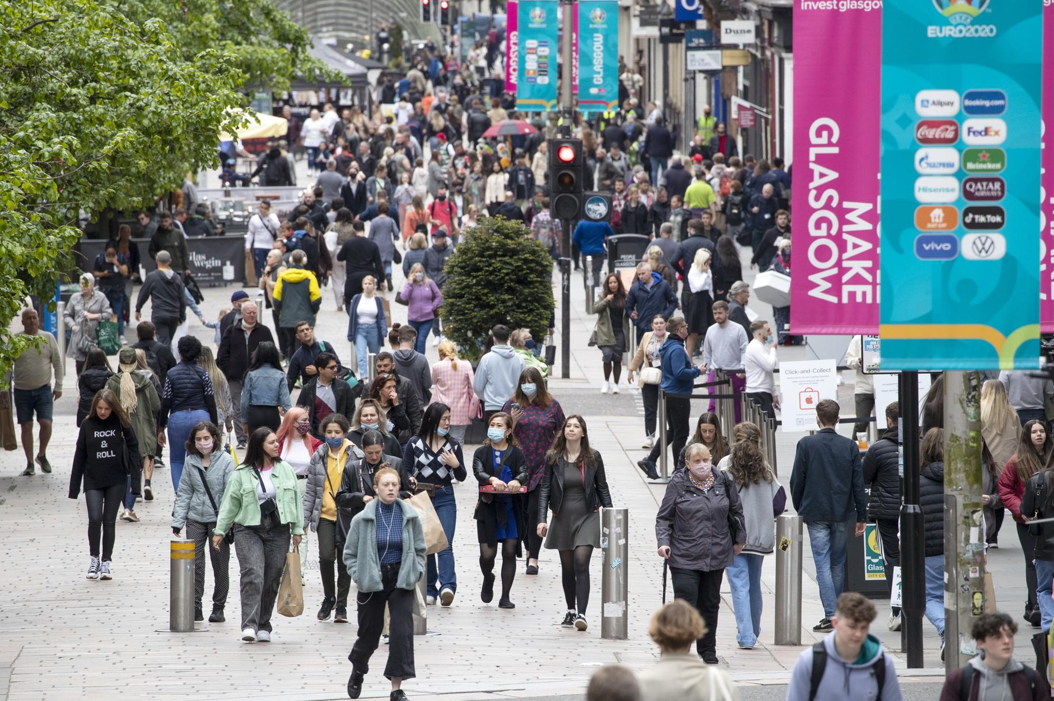 Scottish retail sales lag pre-pandemic levels despite increased Valentine's Day and office returns
